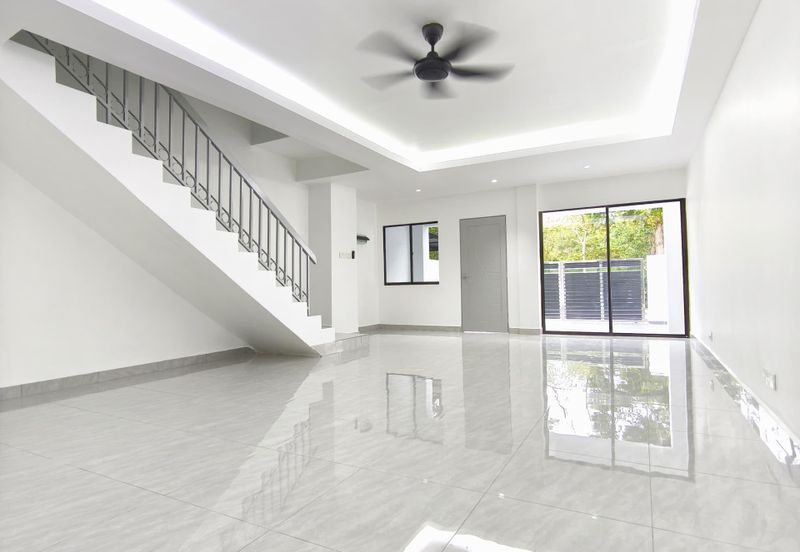 DOUBLE STOREY TERRACE, BUKIT INDAH