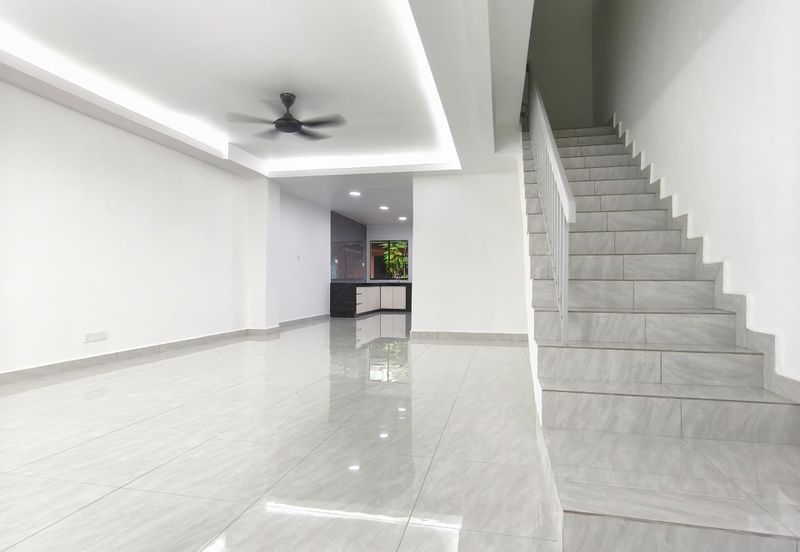 DOUBLE STOREY TERRACE, BUKIT INDAH