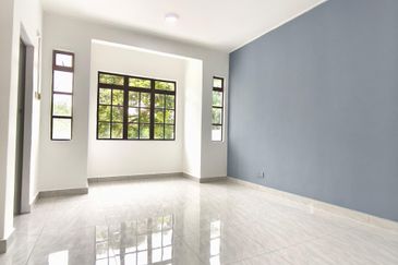 DOUBLE STOREY TERRACE, BUKIT INDAH