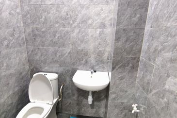 DOUBLE STOREY TERRACE, BUKIT INDAH