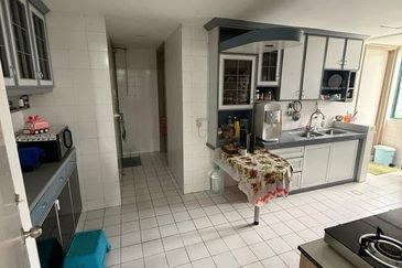 The Straits View, Bandar Baru Permas Jaya