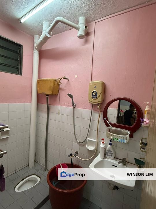 Taman Bukit Kempas Double Storey Terrance, Johor, Johor Bahru