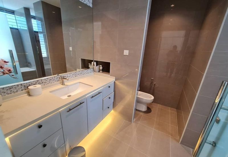 The Country Residency