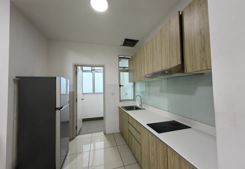 Meridin Bayvue Apartment