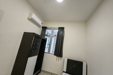 Meridin Bayvue Apartment