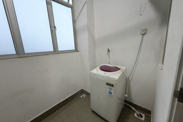 Meridin Bayvue Apartment