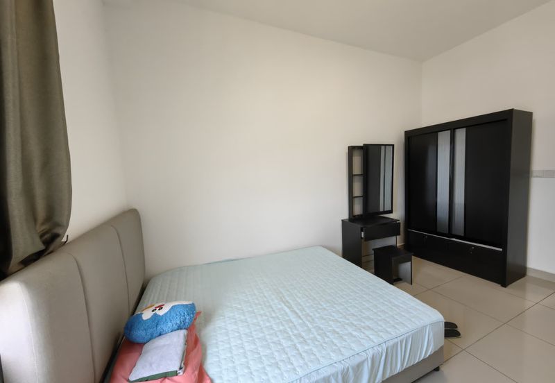 Meridin Bayvue Apartment