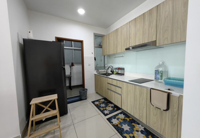 Meridin Bayvue Apartment