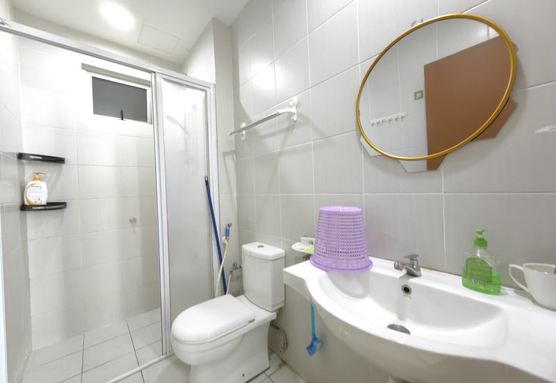 Meridin Bayvue Apartment