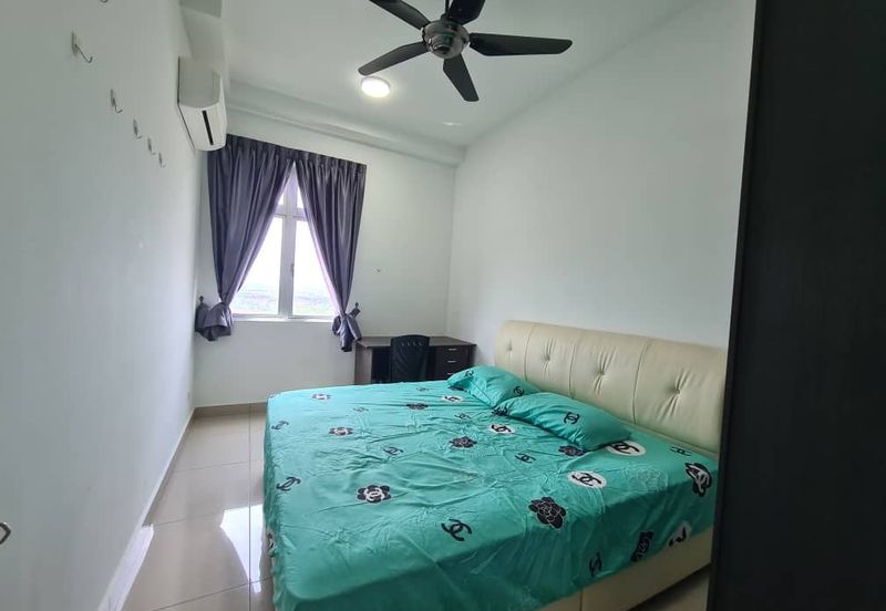 Meridin Bayvue Apartment