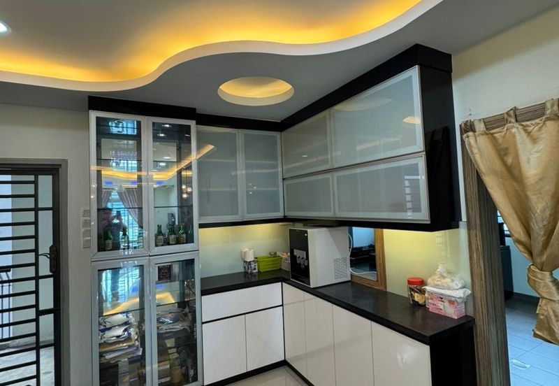 Eastbay Luxury Apartment