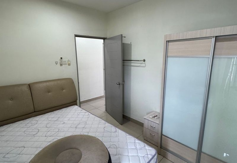 Eastbay Luxury Apartment