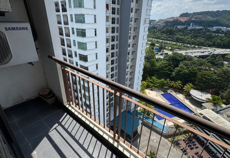 Eastbay Luxury Apartment