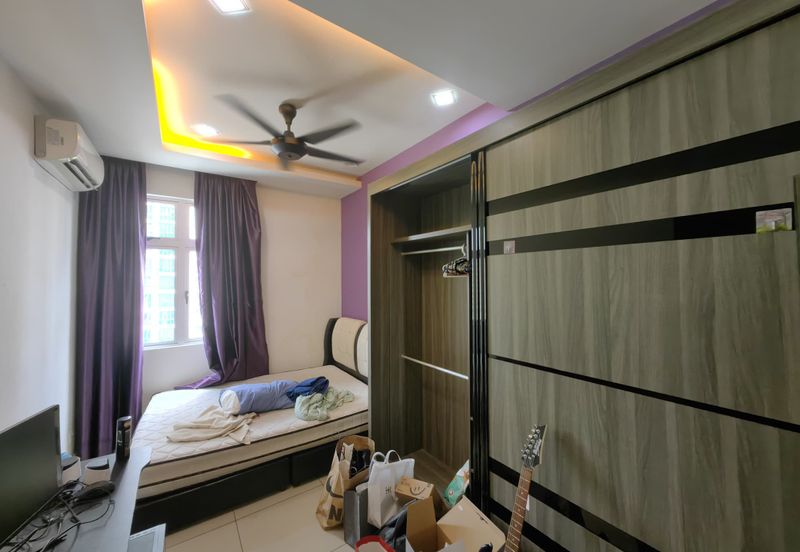 Meridin Bayvue Apartment