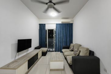 Meridin Bayvue Apartment