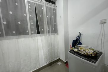 Meridin Bayvue Apartment