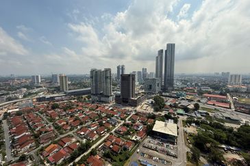 Twin Tower Residence