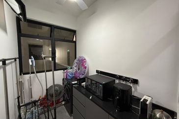 Twin Tower Residence