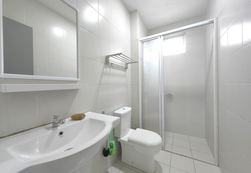 Meridin Bayvue Apartment