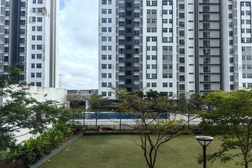 Meridin Bayvue Apartment