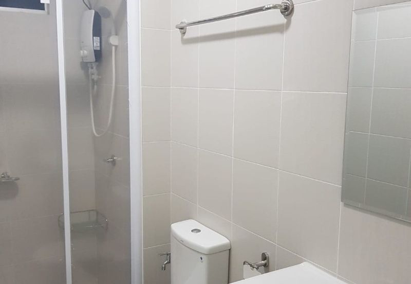 Meridin Bayvue Apartment