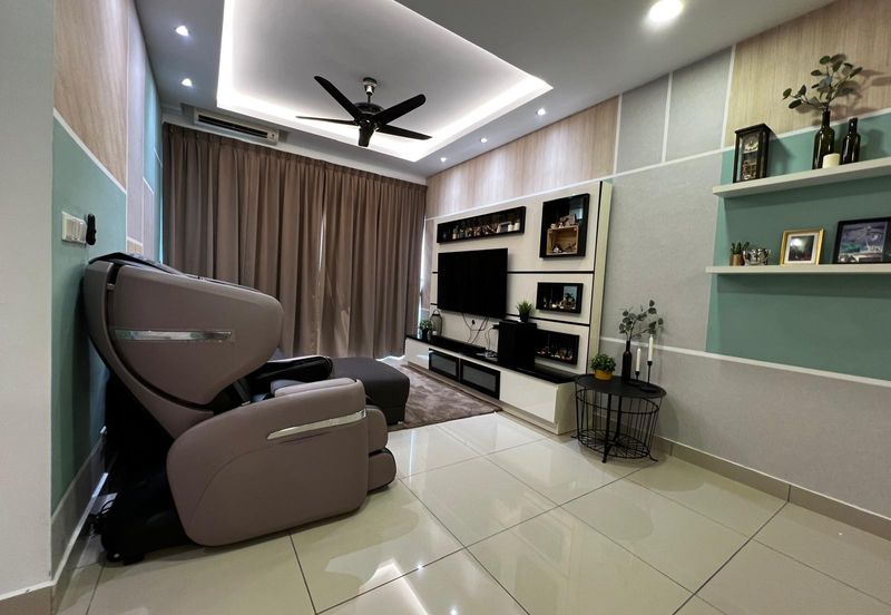 Meridin Bayvue Apartment