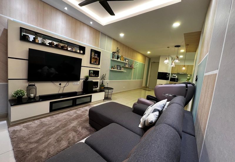 Meridin Bayvue Apartment