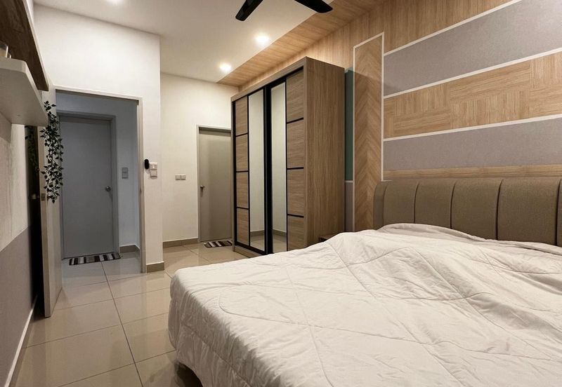 Meridin Bayvue Apartment