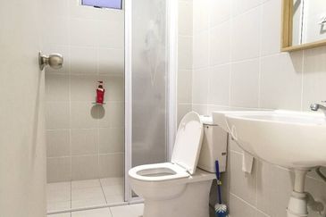 Meridin Bayvue Apartment