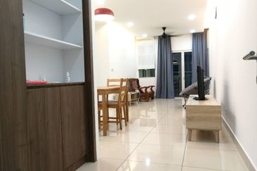 Meridin Bayvue Apartment