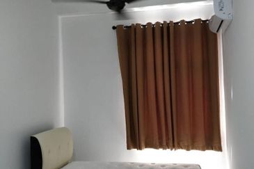 Meridin Bayvue Apartment