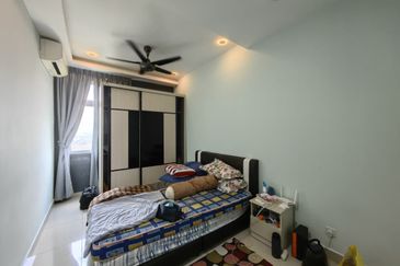 Meridin Bayvue Apartment