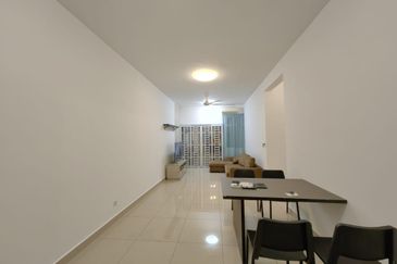 Meridin Bayvue Apartment