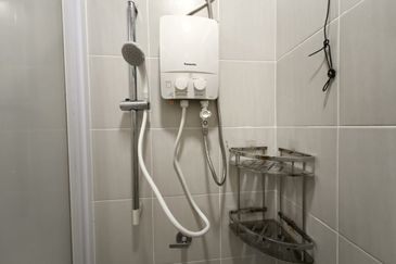 Meridin Bayvue Apartment