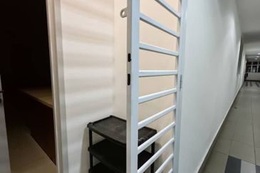 Meridin Bayvue Apartment