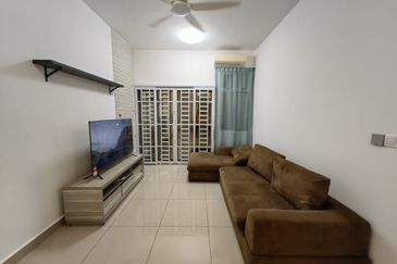 Meridin Bayvue Apartment