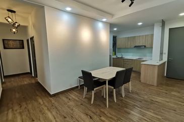 Meridin Bayvue Apartment