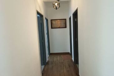 Meridin Bayvue Apartment