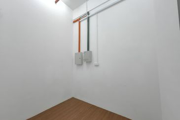 Meridin Bayvue @ Sierra Perdana, Masai Shoplot for Rent