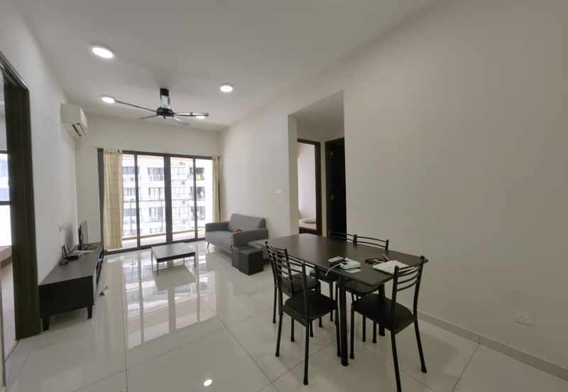 Baypoint @ Country Garden Danga Bay