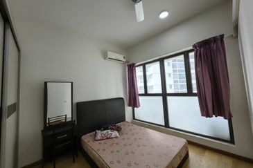 Baypoint @ Country Garden Danga Bay