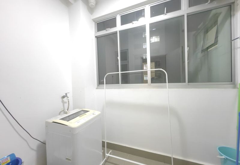 Meridin Bayvue Apartment