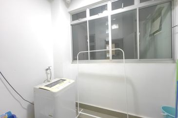 Meridin Bayvue Apartment