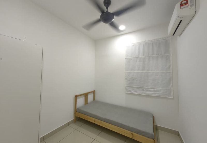 Meridin Bayvue Apartment