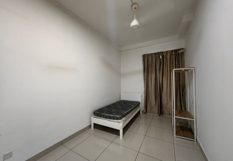 Meridin Bayvue Apartment