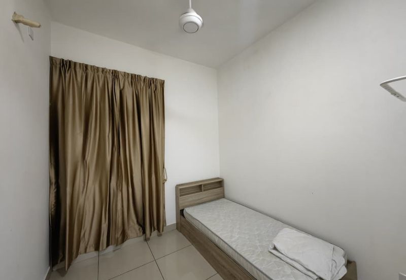 Meridin Bayvue Apartment