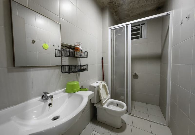 Meridin Bayvue Apartment