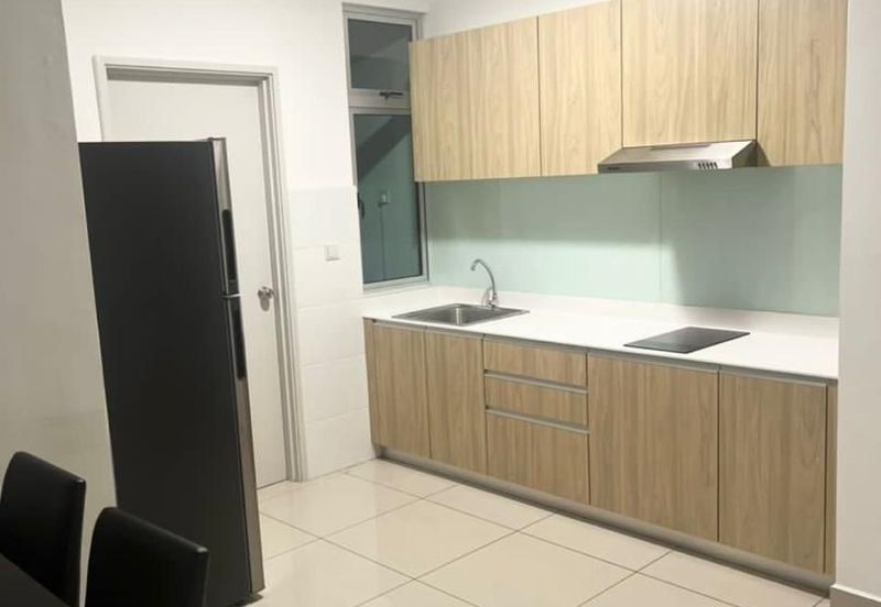 Meridin Bayvue Apartment