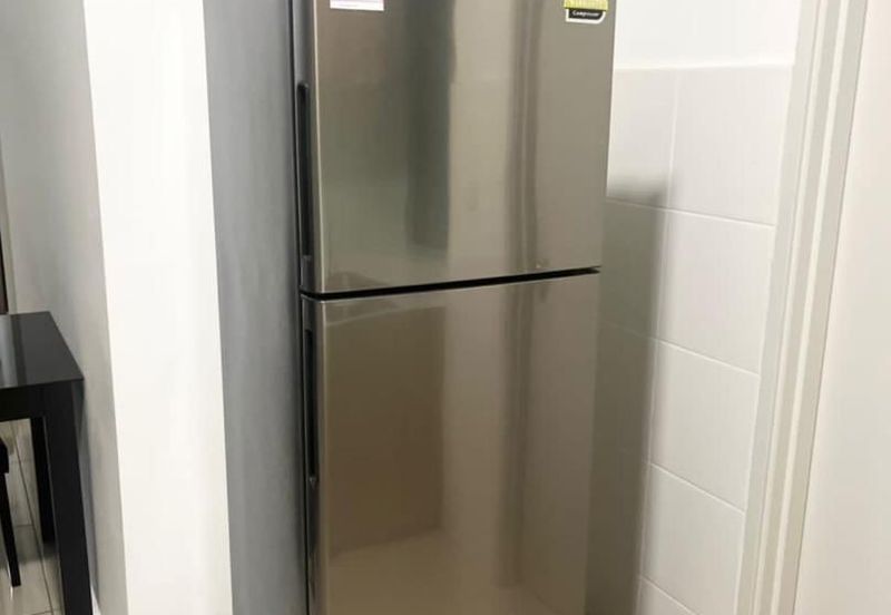 Meridin Bayvue Apartment