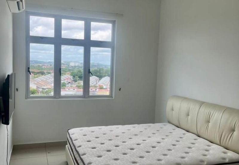 Meridin Bayvue Apartment